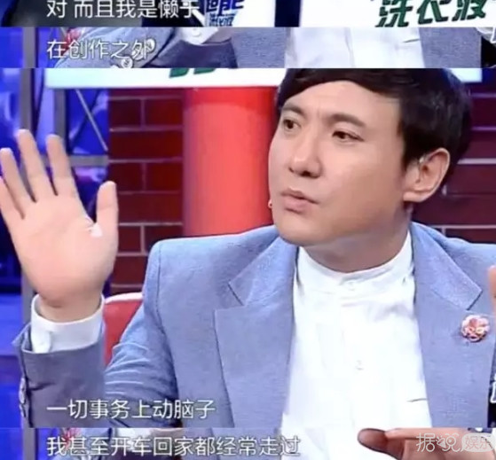 所以他是懒得去找演员，干脆自己上吗？