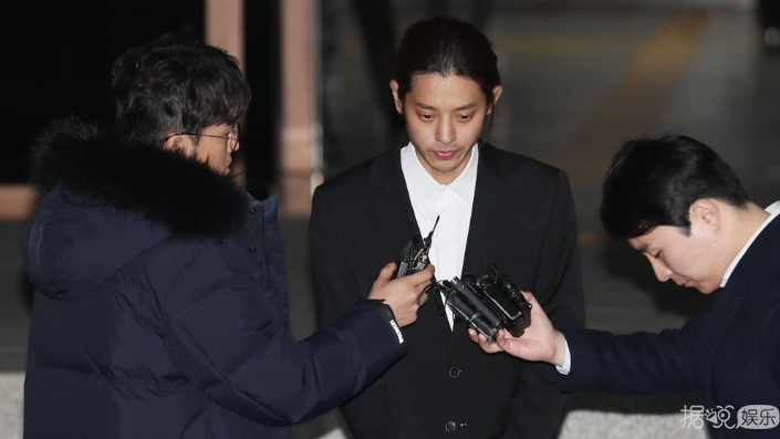 都这个时候了，他竟然还在垂死挣扎？