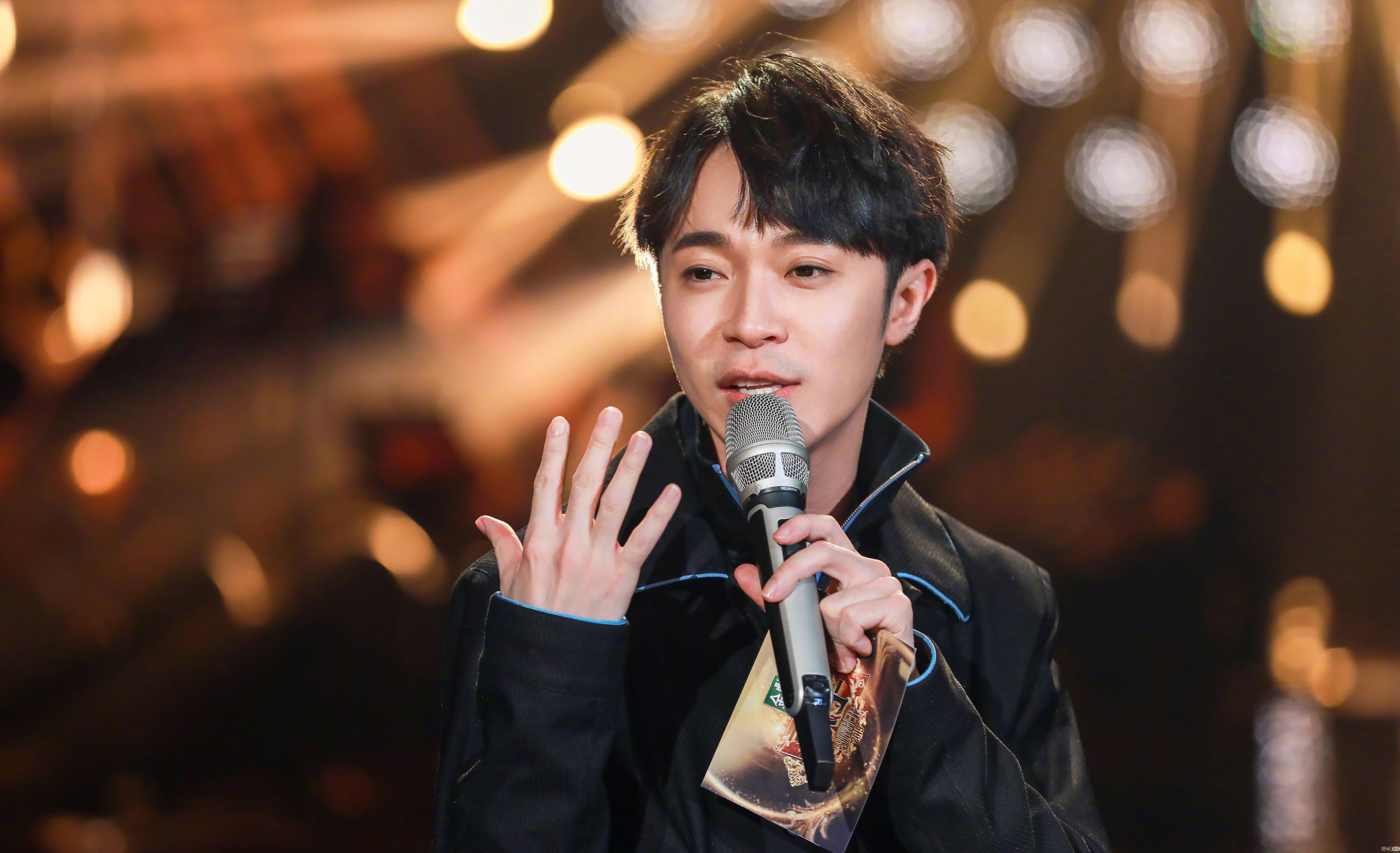 为了测试明星最真实的一面，节目组就能理直气壮地偷拍?