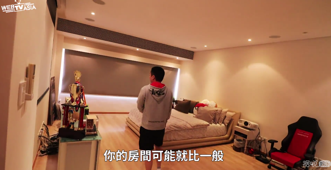 我竟然参观了“香港王思聪”的豪宅，我膨胀了