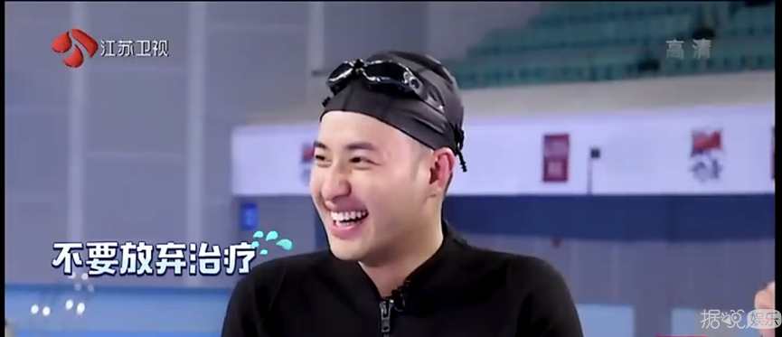 再帅气的男神，都逃不过发福的命运？