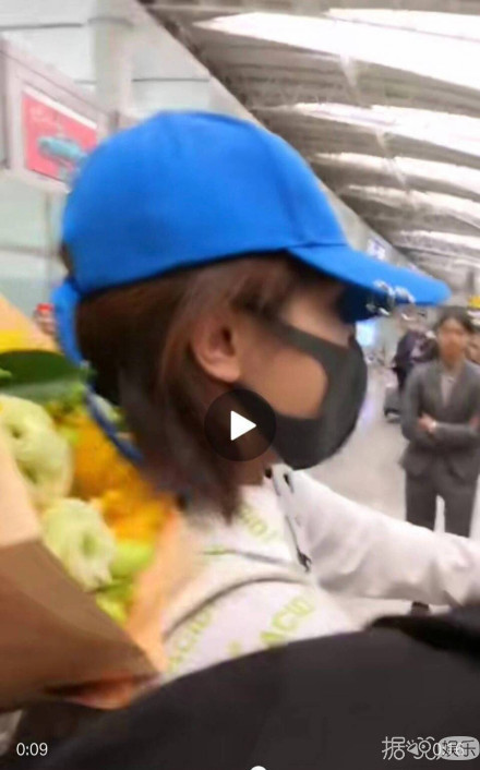 躺平认嘲？她的路人缘啥时候变得这么差了？