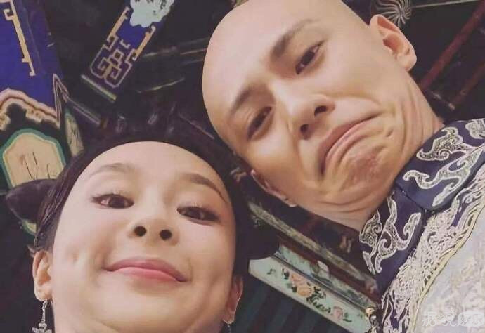 年龄造假？一脚踏三船？他的绯闻女友太宝藏了吧