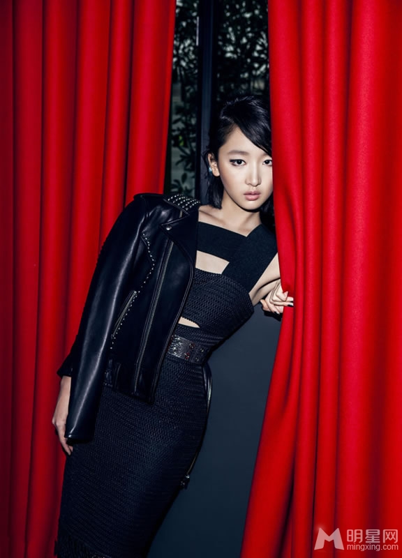 周冬雨性感蜕变写真 与富二代未拉窗帘宾馆缠绵 周冬雨性感蜕变写真 与富二代未拉窗帘宾馆缠绵