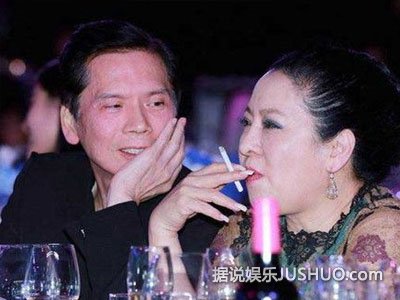 向华强太依赖陈岚 没她陪伴不行 向华强太依赖陈岚 没她陪伴不行