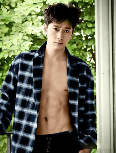 黄灿盛现任女友曝光 因节目而互生情愫? 黄灿盛现任女友曝光 因节目而互生情愫?