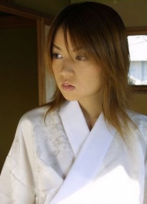 AV麻生美由树被曝生前总被求欢 曾多次割脉