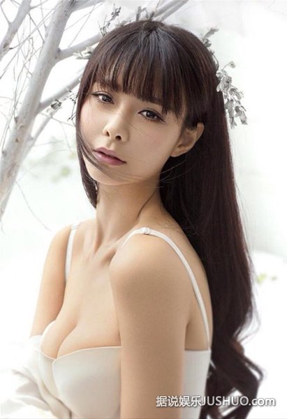 沈梦辰为什么总招黑？凭胸上位的又一个女主持